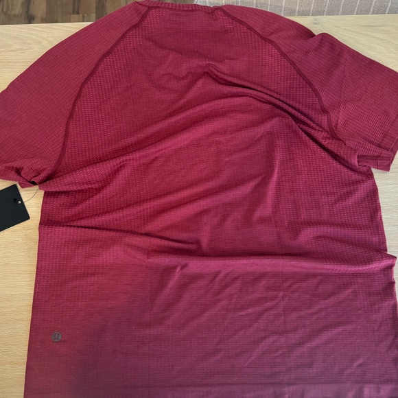 Lululemon Metal Vent Tech SS Tshirt - Picture 3 of 7